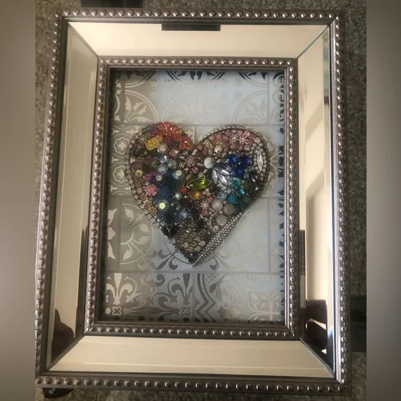 Framed Jewelry Art - Heart Made with Jewelry. - Picture 4 of 10